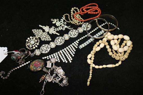 Mixed jewellery